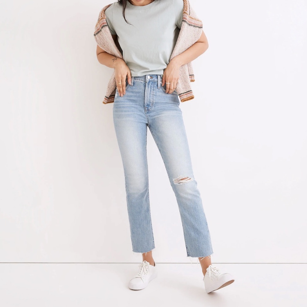 Madewell The Petite Perfect Vintage Jean in Coney Wash: Destroyed Edition 28P